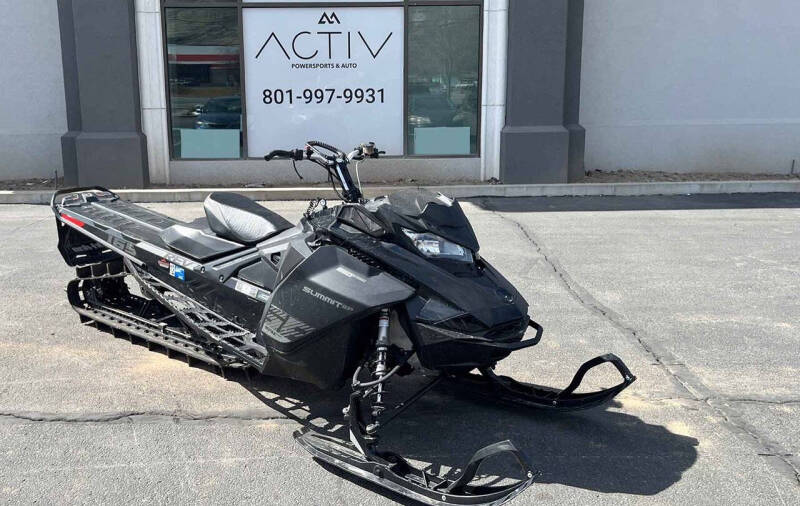 2019 Ski-Doo Summit SP 165 850 E-Tec Shot P