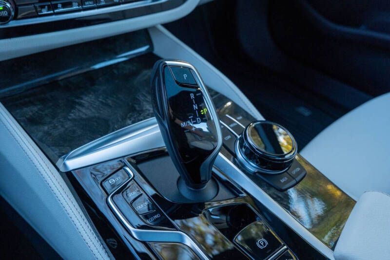 2023 BMW 5 Series 530i xDrive