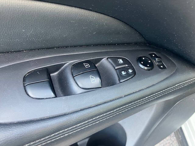 2013 Nissan Pathfinder Platinum