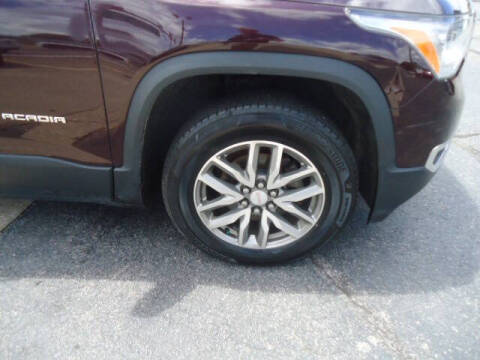 2017 GMC Acadia SLE-2