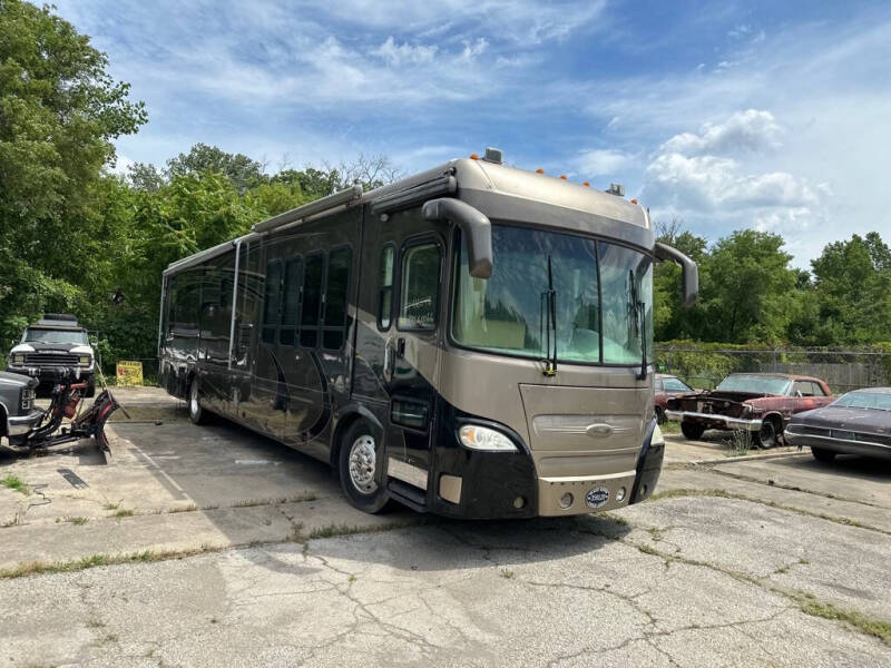 2005 Freightliner XC Chassis