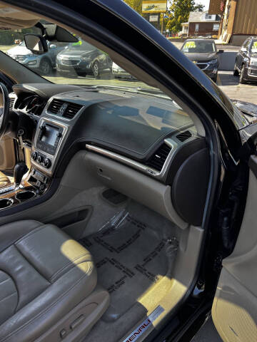 2016 GMC Acadia Denali