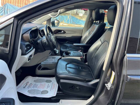 2018 Chrysler Pacifica Touring L Plus