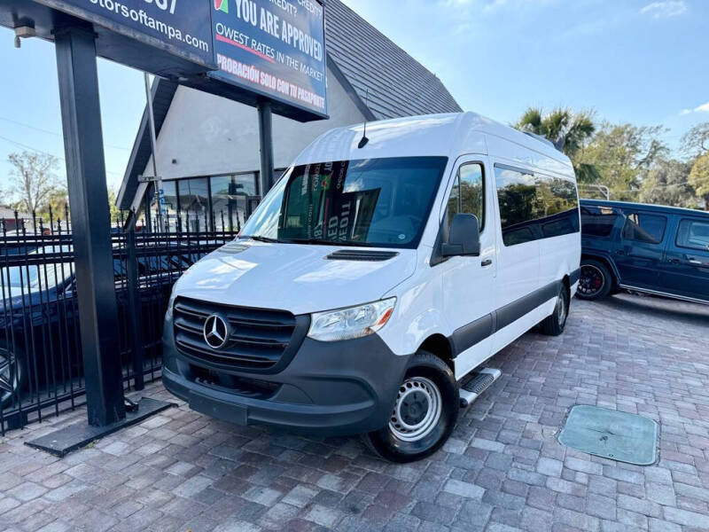 2020 Mercedes-Benz Sprinter Passenger Van Base's photo