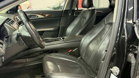 2014 Lincoln MKZ Hybrid