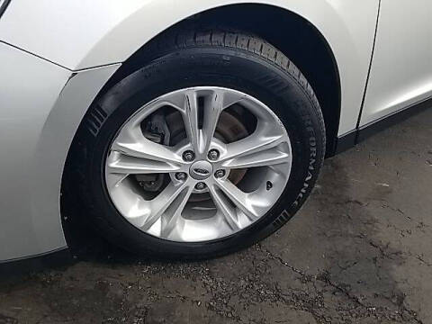 2018 Ford Taurus SEL