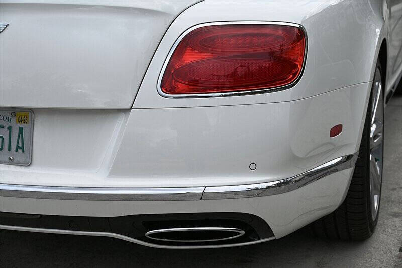 2017 Bentley Continental 18