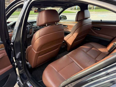 2012 BMW 5 Series 550i xDrive