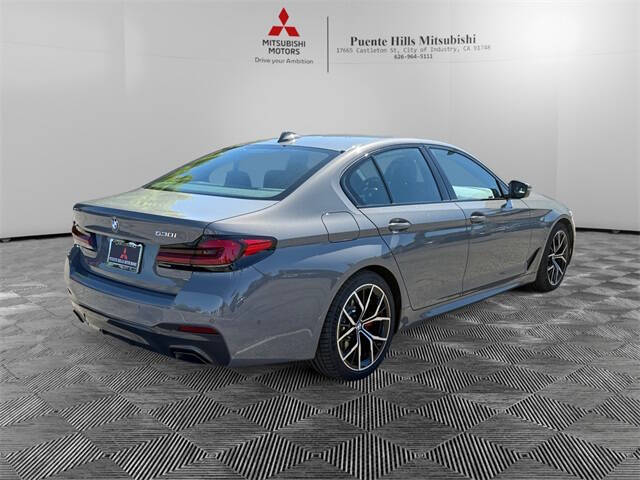 2022 BMW 5 Series 530i