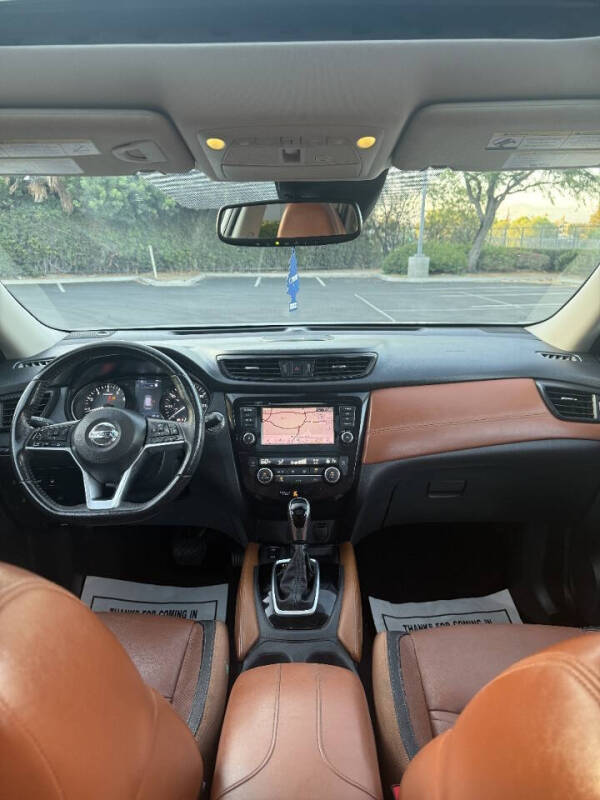 2018 Nissan Rogue SL