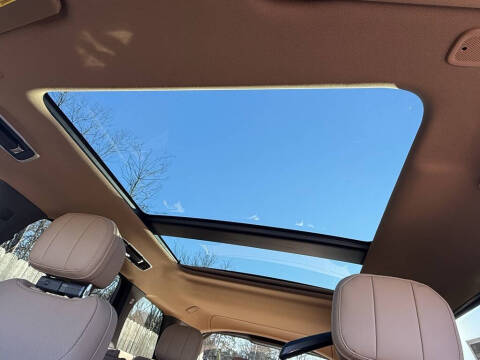 2025 Land Rover Range Rover P400 SE