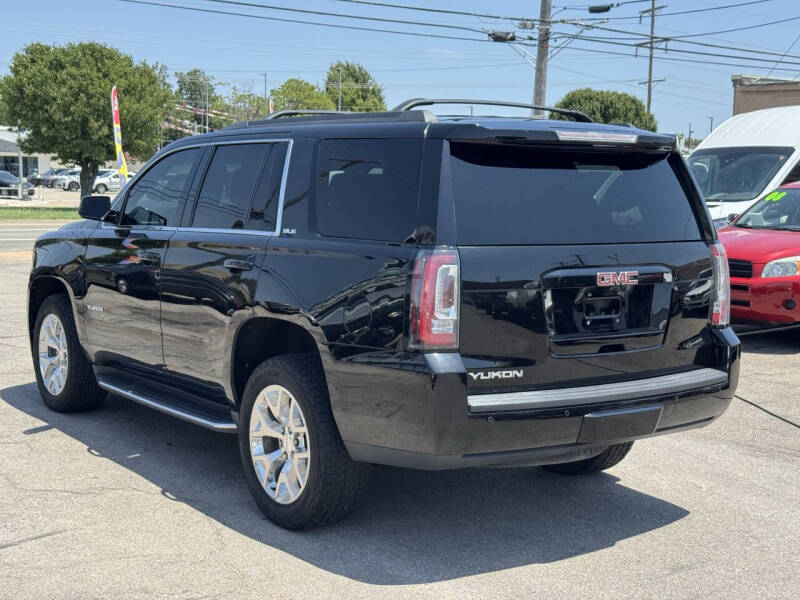 2017 GMC Yukon SLE