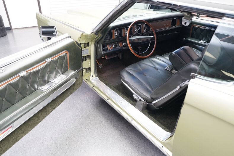 1969 Lincoln Continental