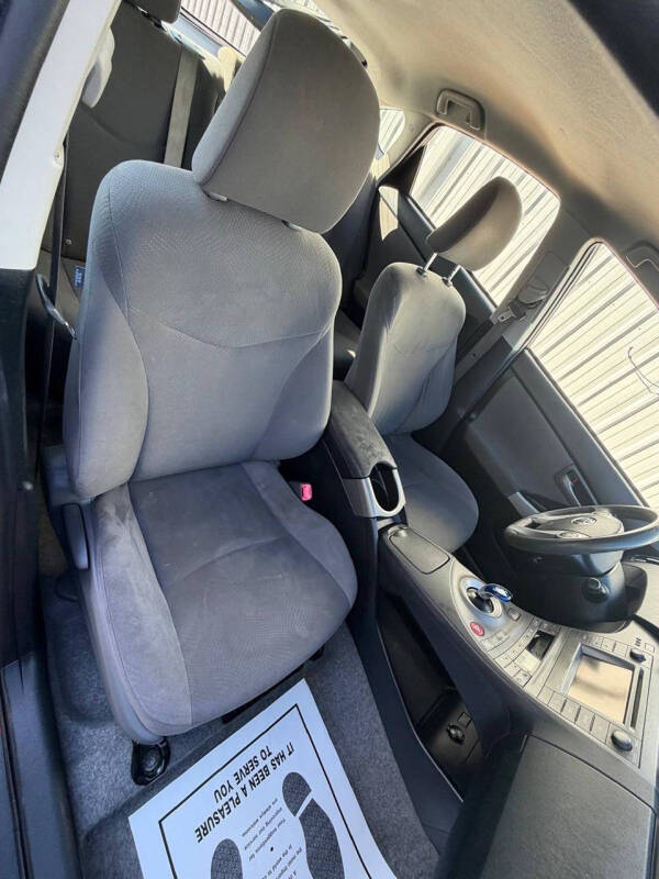 2013 Toyota Prius Two