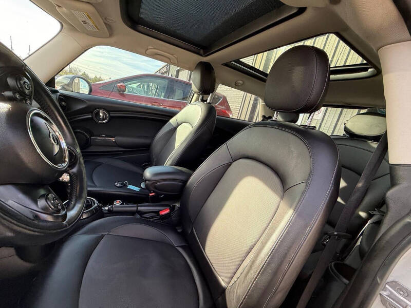 2016 MINI Hardtop 2 Door Cooper