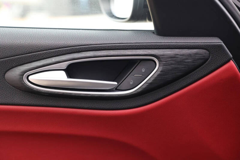 2019 Alfa Romeo Giulia