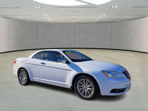 2013 Chrysler 200 Limited