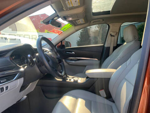 2019 Cadillac XT4 Luxury