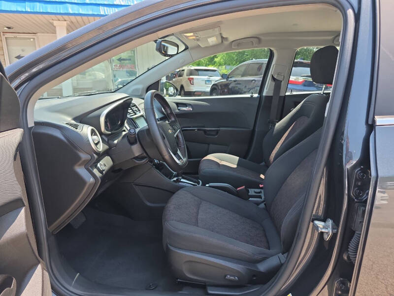2017 Chevrolet Sonic LT Auto