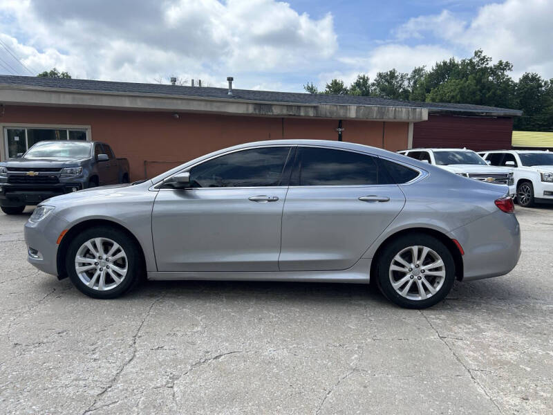 2016 Chrysler 200 Limited
