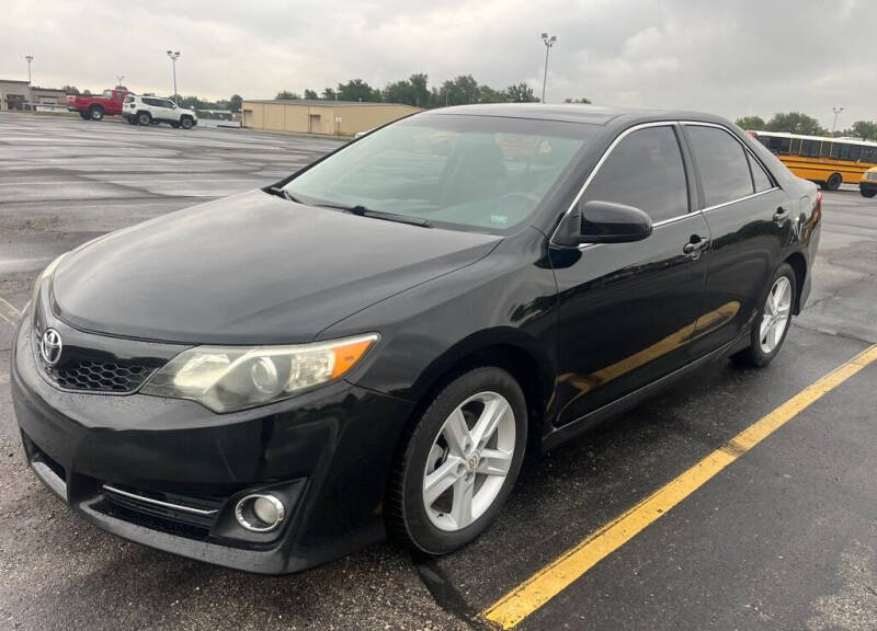 2012 Toyota Camry for sale at In Motion Sales LLC in Olathe KS