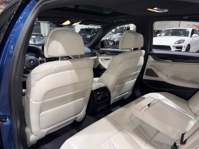 2021 BMW 5 Series M550i xDrive