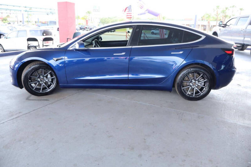 2019 Tesla Model 3 Performance