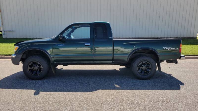 1999 Toyota Tacoma for sale at TNK Autos in Inman KS