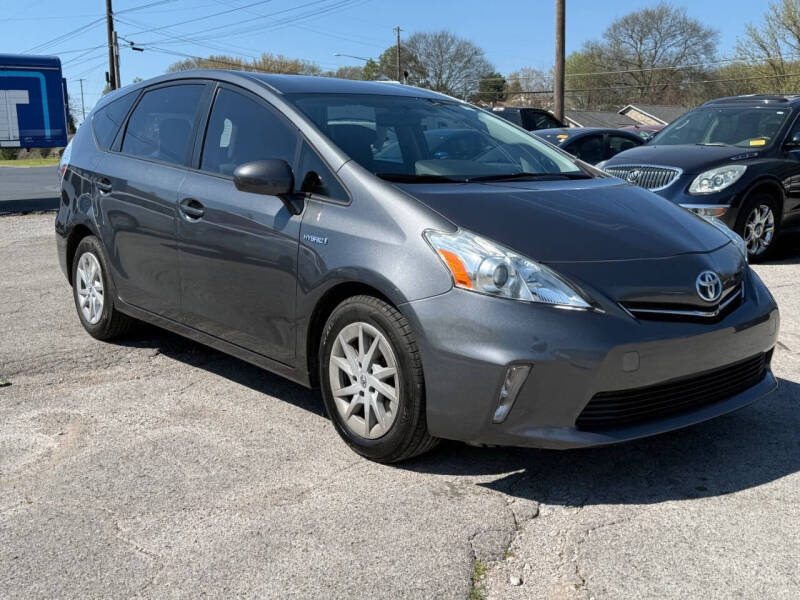 2012 Toyota Prius v Two