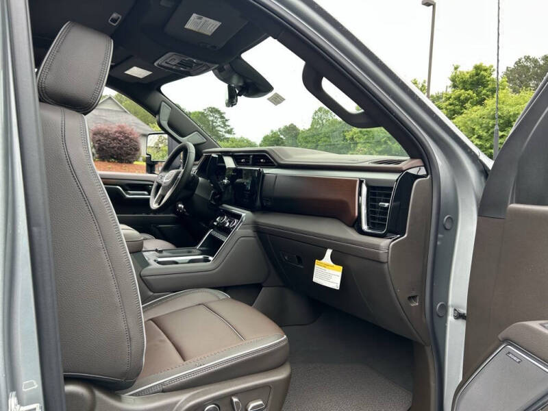 2025 GMC Sierra 2500HD