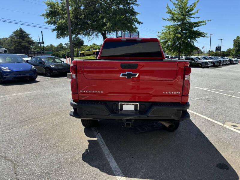 2024 Chevrolet Silverado 2500HD Custom