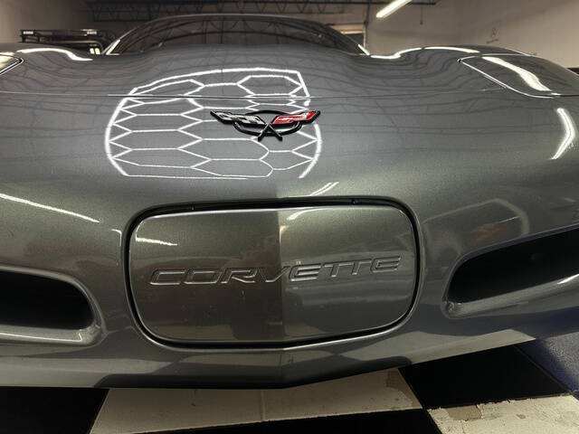 2004 Chevrolet Corvette