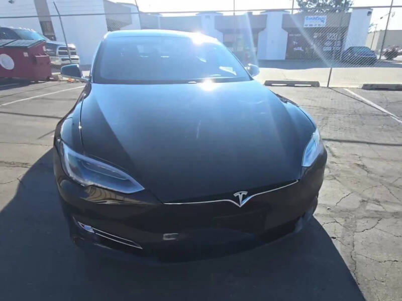 2020 Tesla Model S Performance