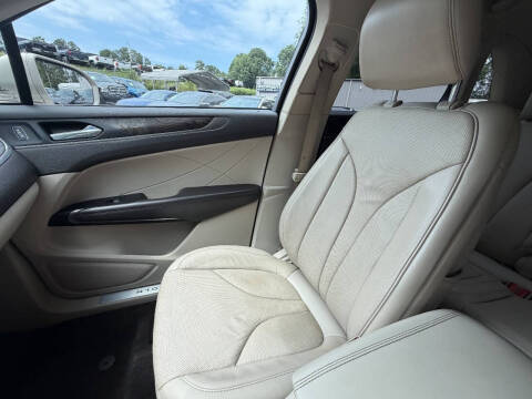 2017 Lincoln MKC Reserve