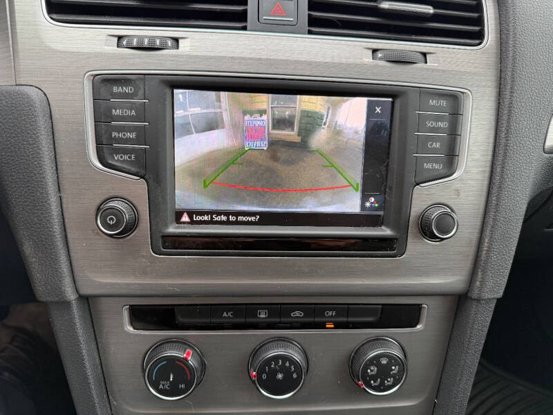 2016 Volkswagen Golf SportWagen TSI S