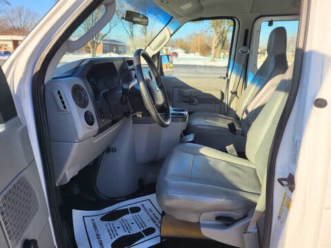 2011 Ford E-Series E-350 SD XL