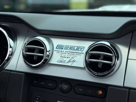 2007 Ford Mustang GT Deluxe