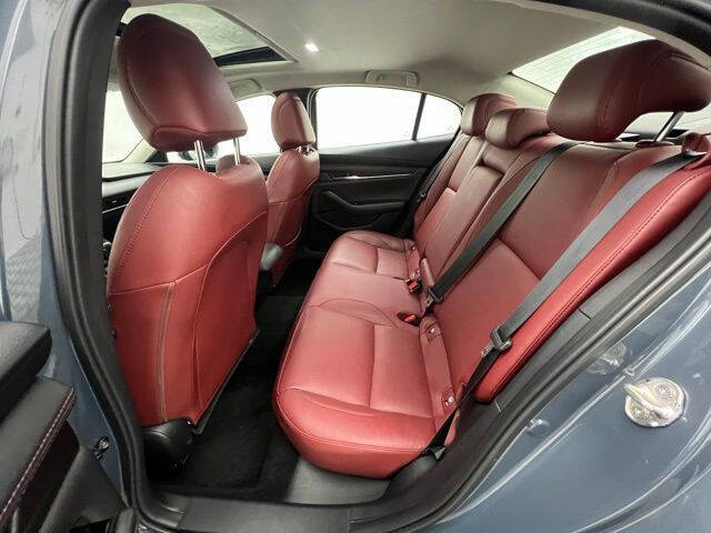 2024 Mazda Mazda3 Sedan 2.5 S Carbon Edition