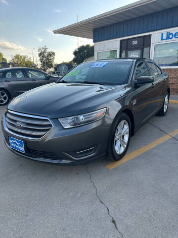 2018 Ford Taurus SEL