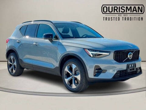 2026 Volvo XC40 B5 Plus