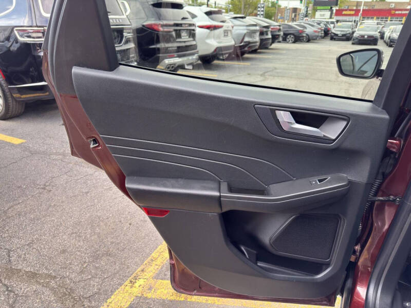 2021 Ford Escape SE