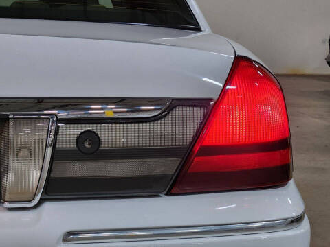 2009 Mercury Grand Marquis LS