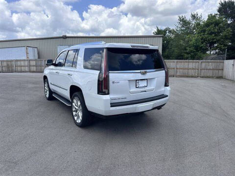 2020 Cadillac Escalade Luxury