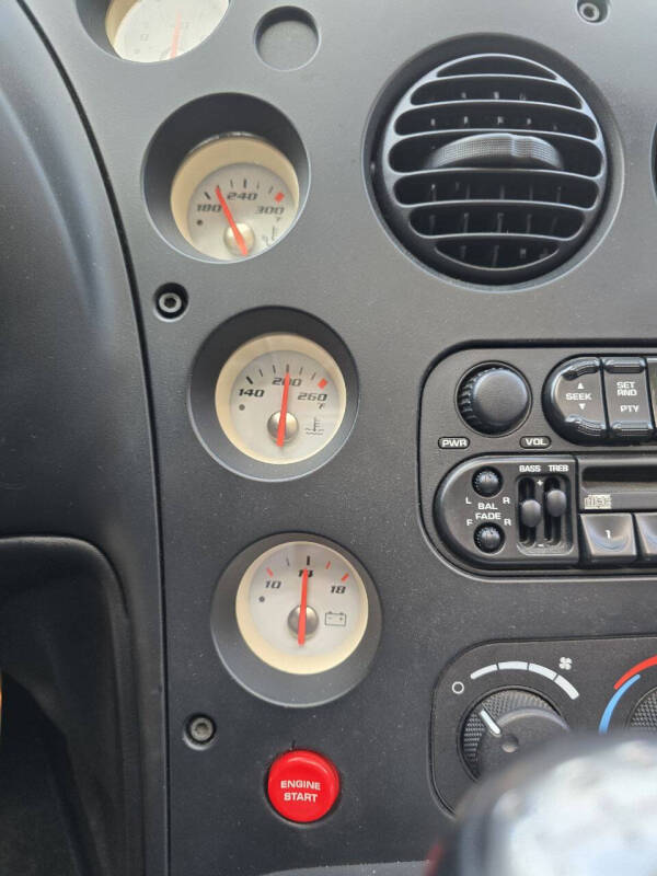 2003 Dodge Viper SRT-10