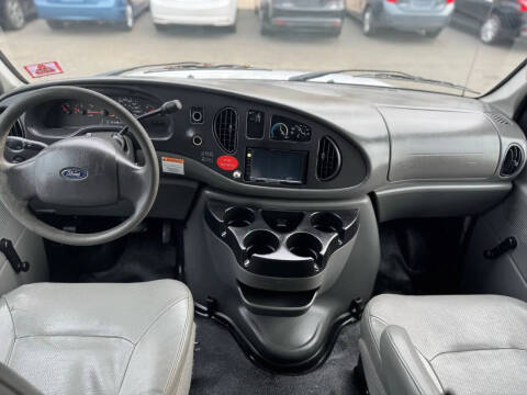 2008 Ford E-Series E-350 SD