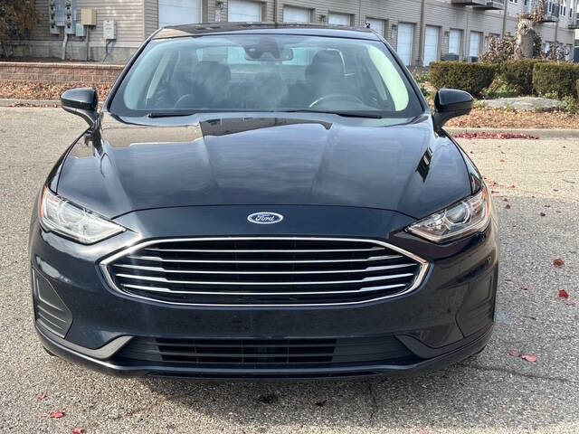 2020 Ford Fusion SE