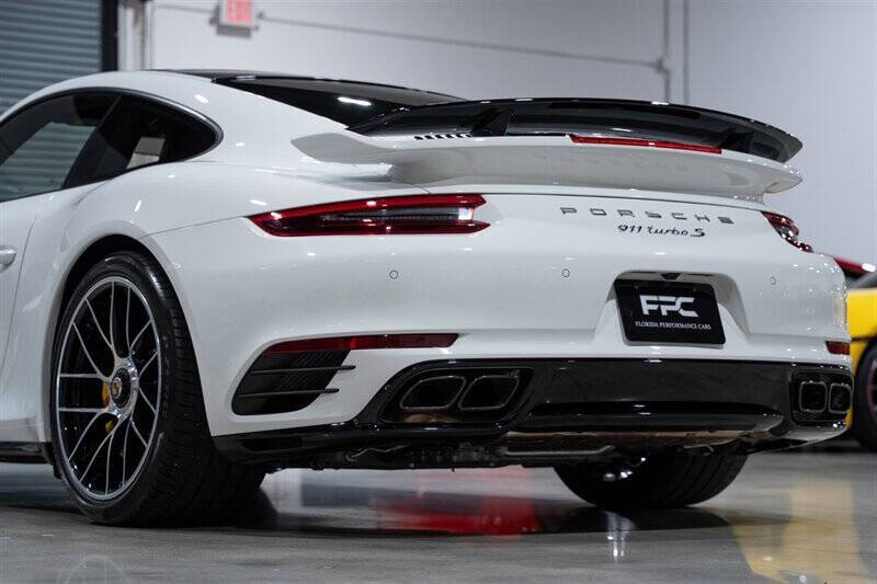 2018 Porsche 911 Turbo S