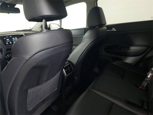 2022 Kia Sportage EX