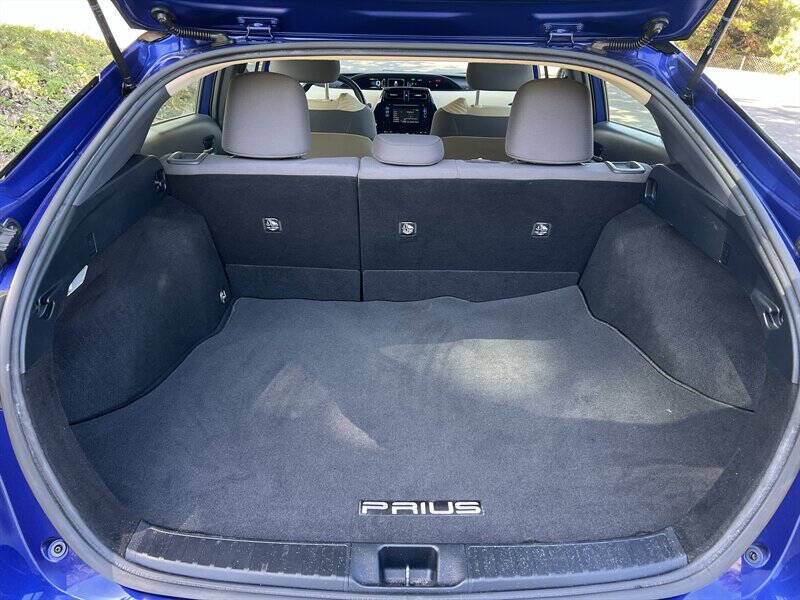 2017 Toyota Prius Two