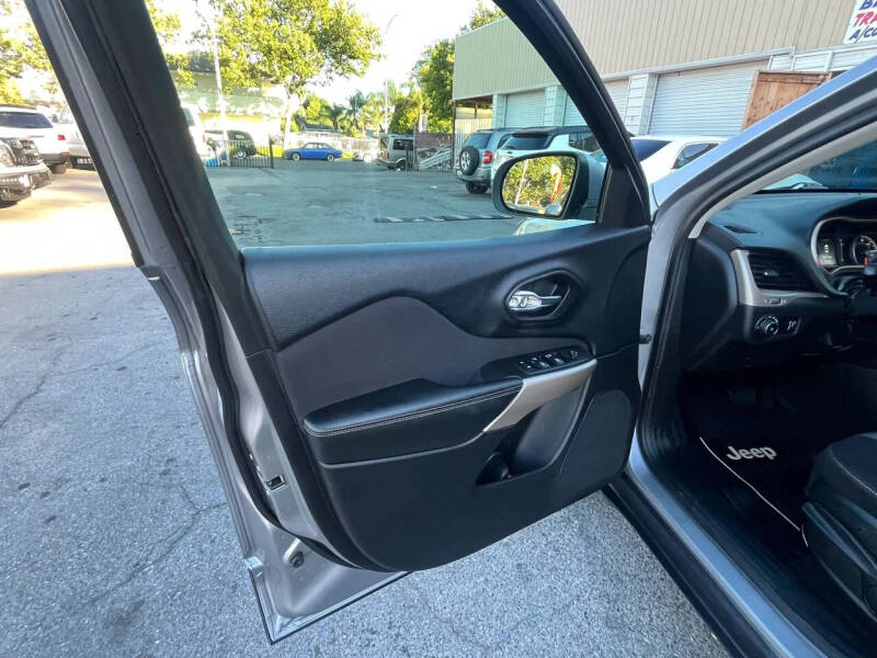 2018 Jeep Cherokee Latitude
